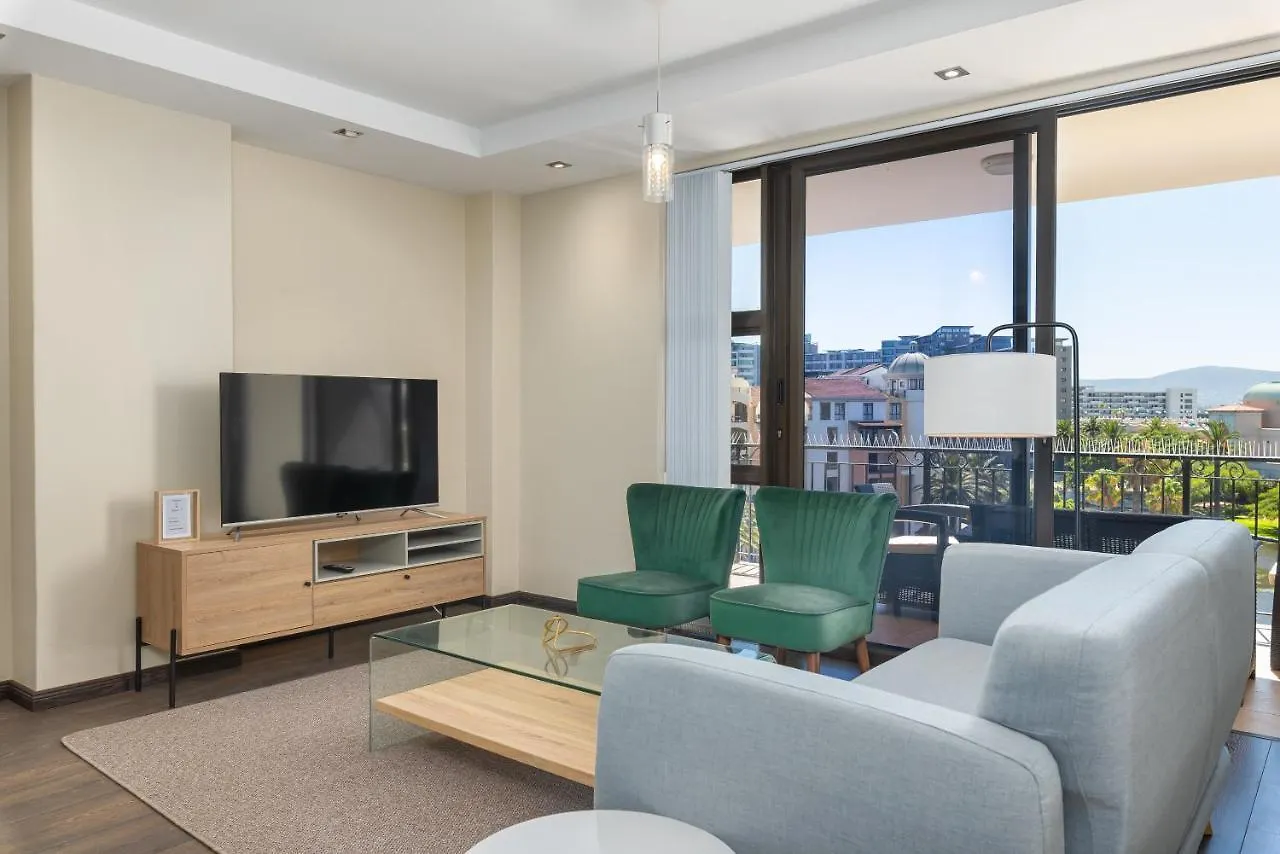 Island Club Luxury Apartments Cape Town