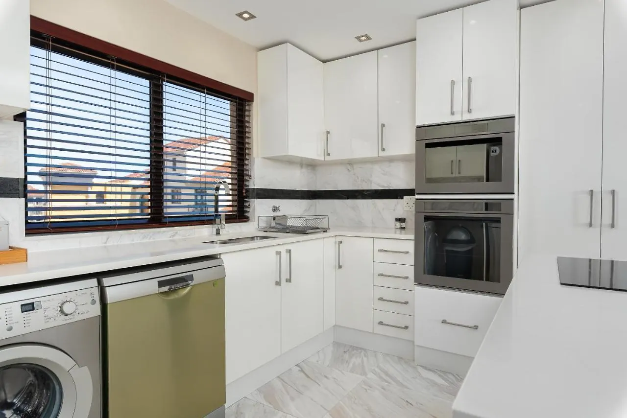 Island Club Luxury Apartments Cape Town