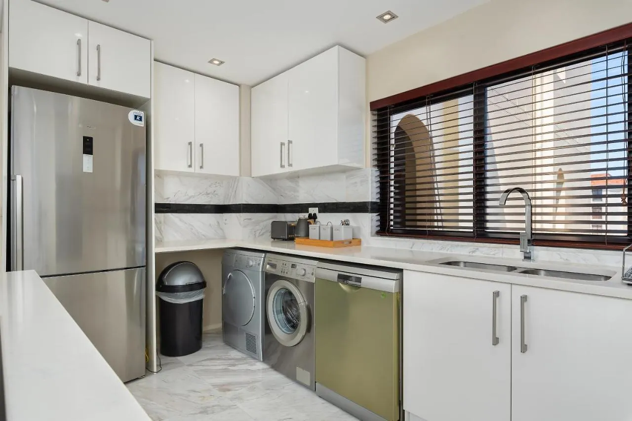 Island Club Luxury Apartments Cape Town
