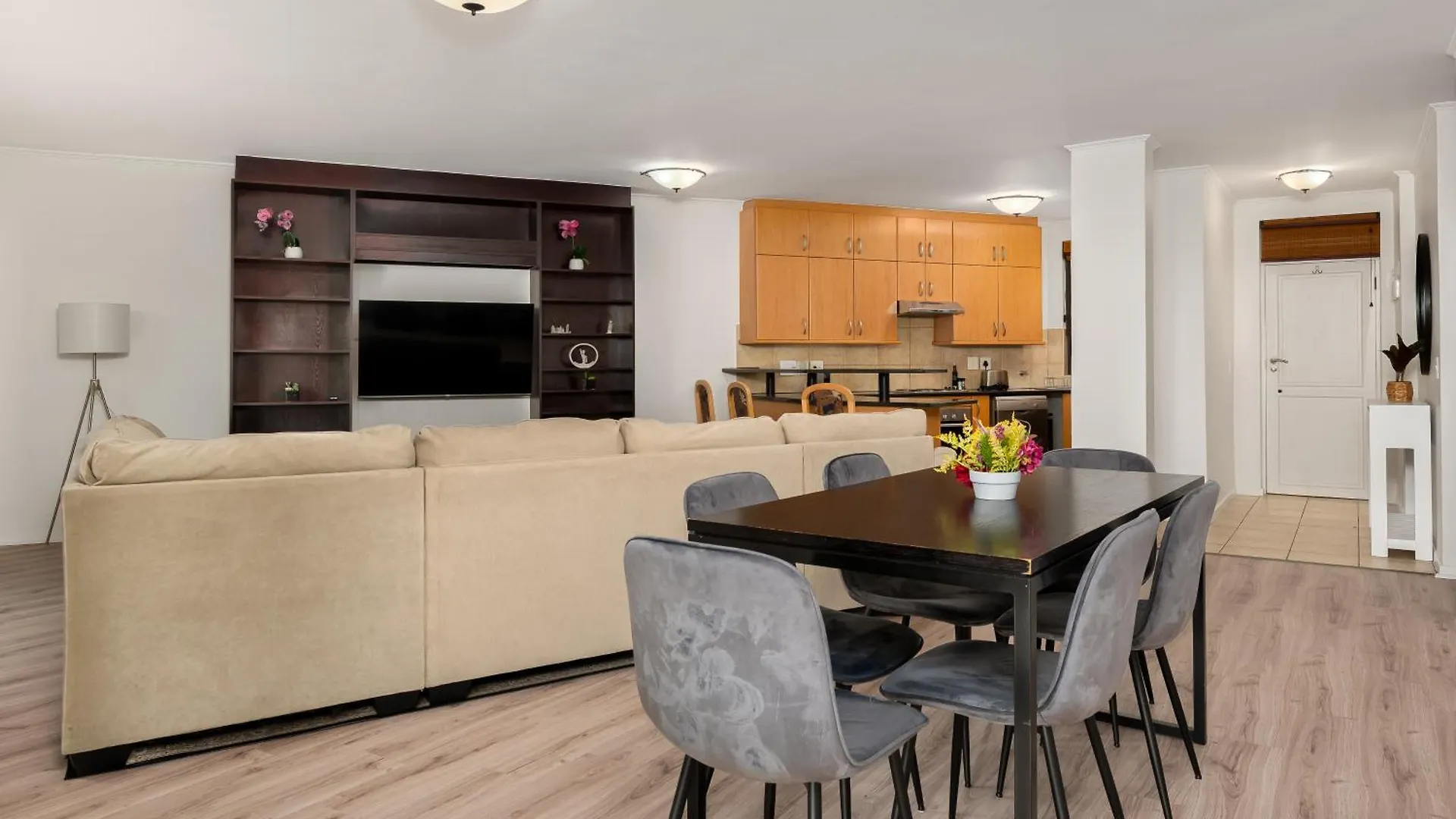 Island Club Luxury Apartments Cape Town