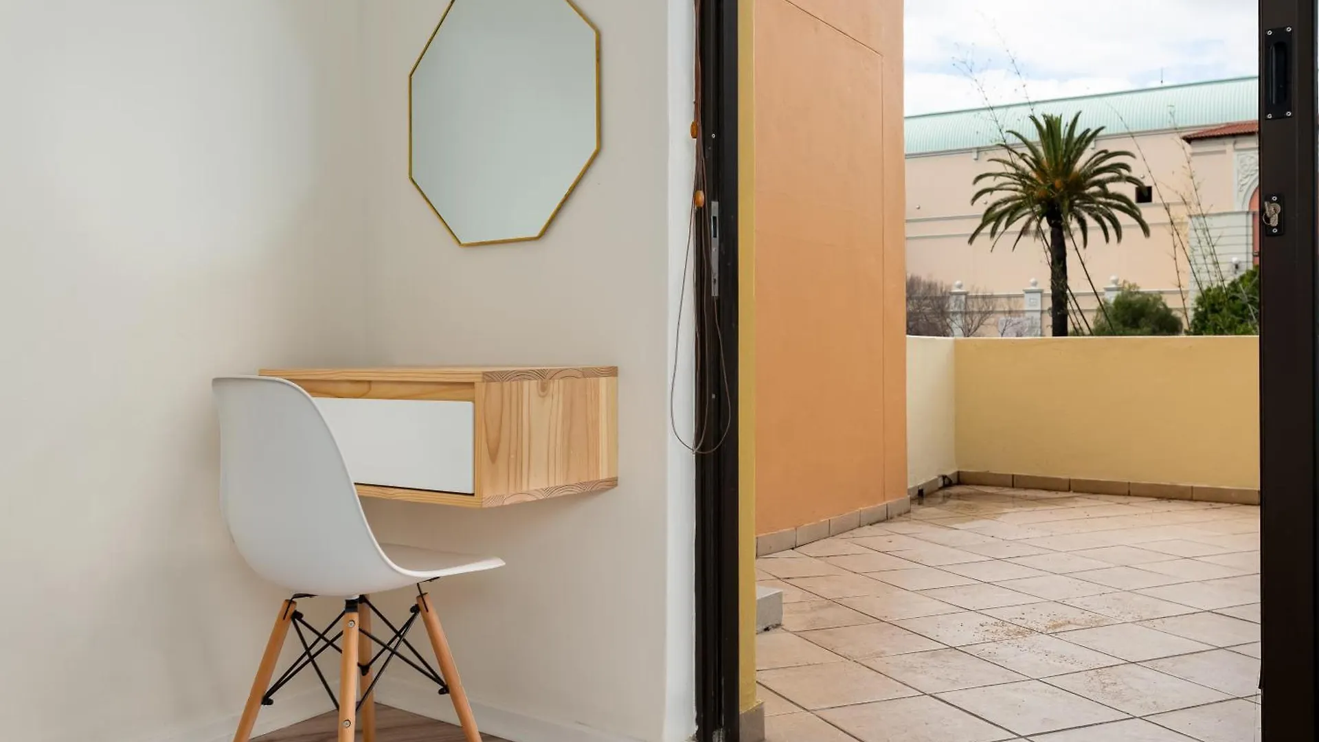 Island Club Luxury Apartments Cape Town South Africa