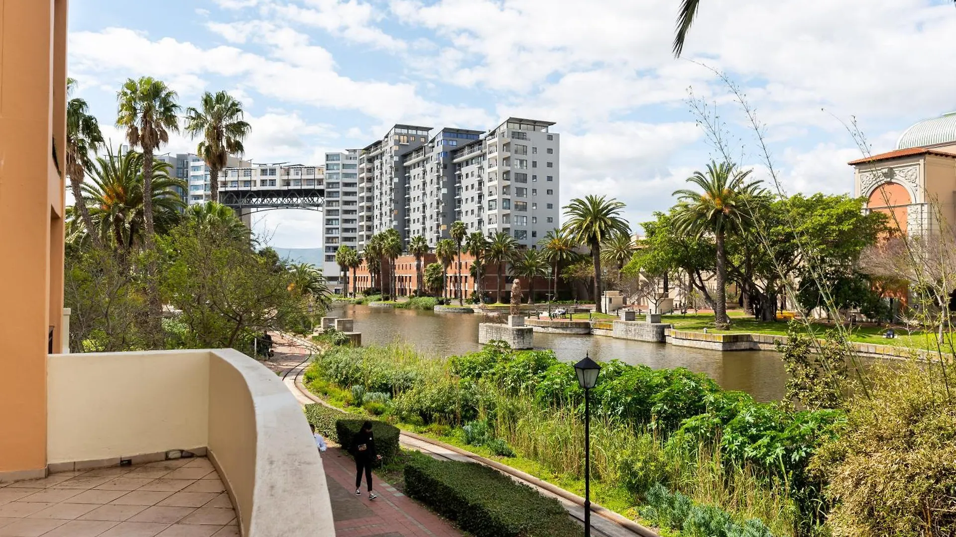 Island Club Luxury Apartments Cape Town